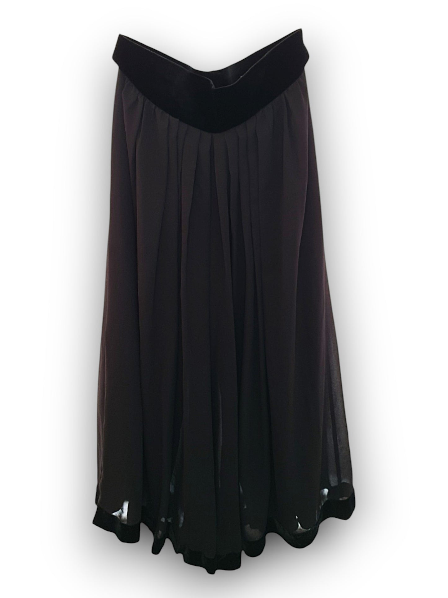 Evening Life Made by Schreck Black Velvet 2-Piece Jacket & Trousers with Gold Pattern