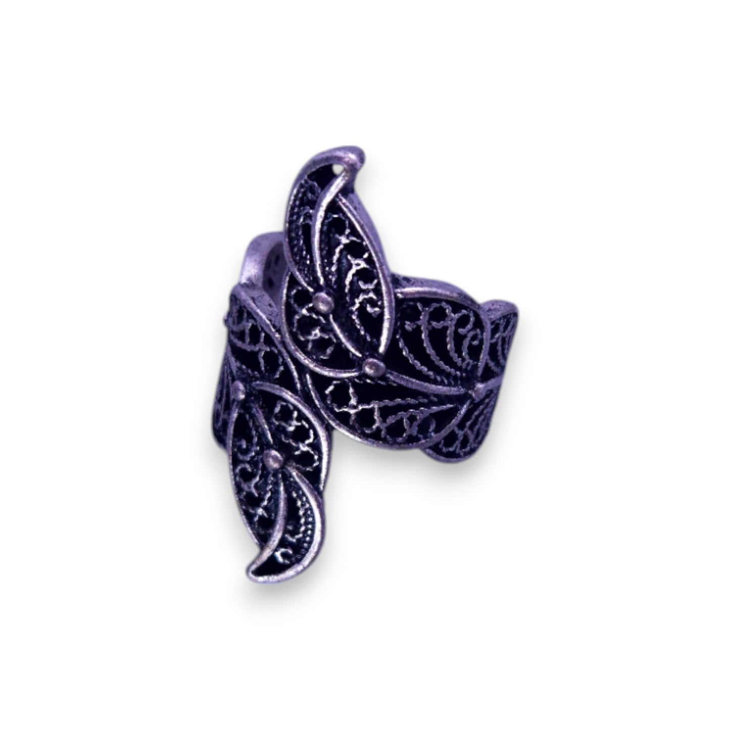 Silver Tone Nature Inspired Leaves Ring