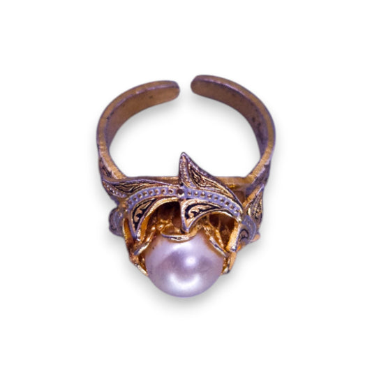 Gold Tone Pearl Vintage Ring