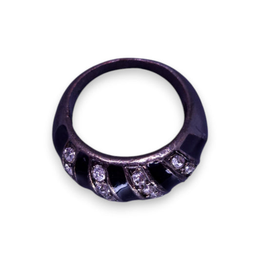 Metal Clear Cubic Zirconia Enamelled Classic Ring
