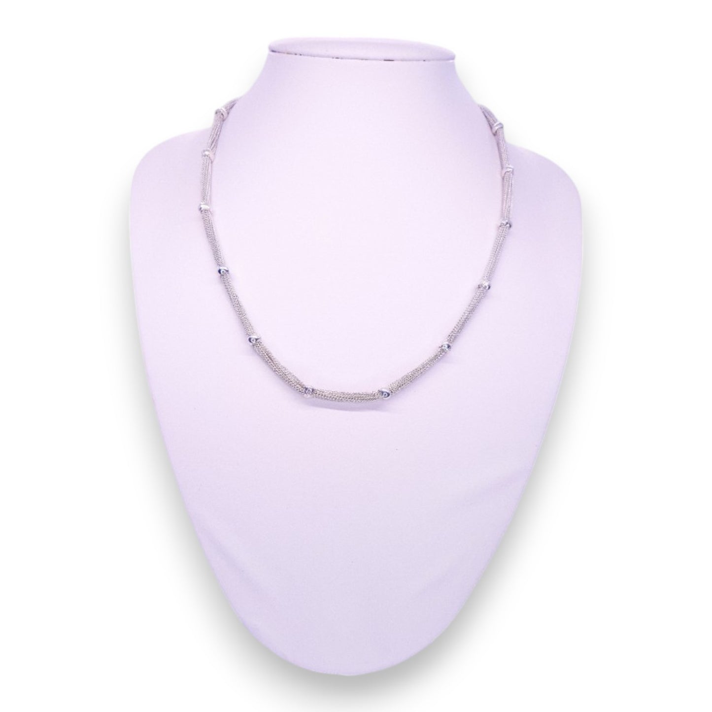 Silver Tone Classic Necklace