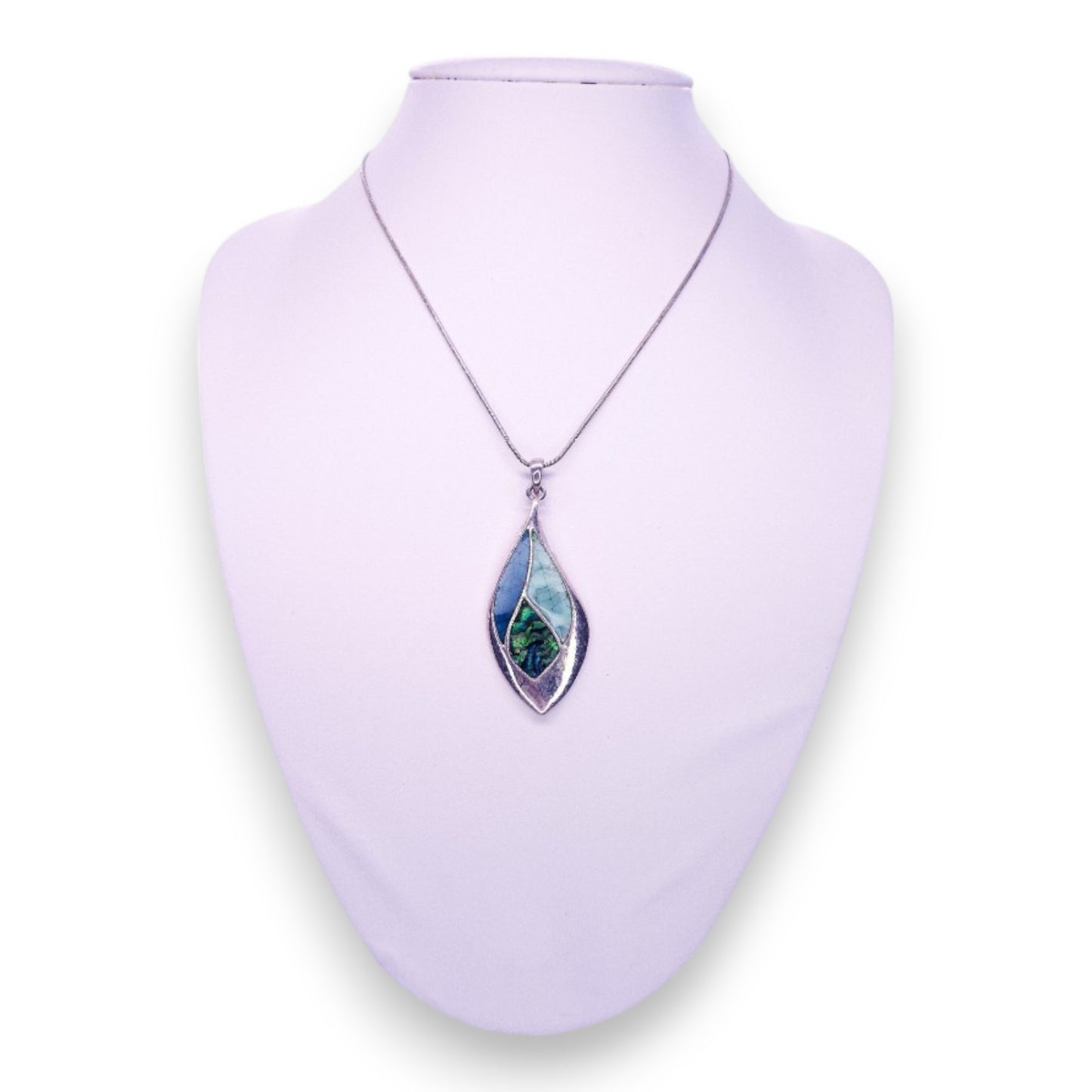 Silver Tone Nature Inspired Necklace