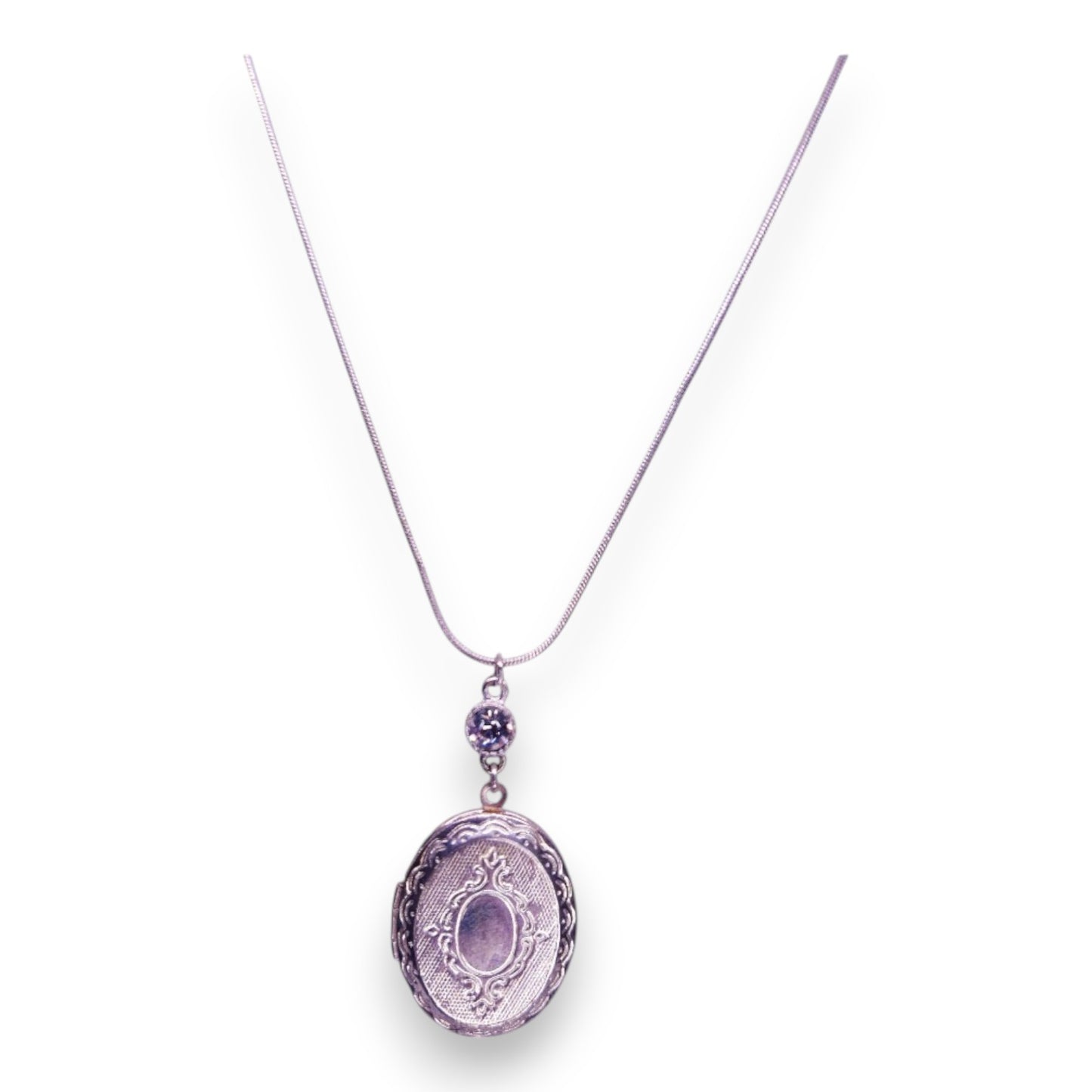 Silver Tone Classic Necklace