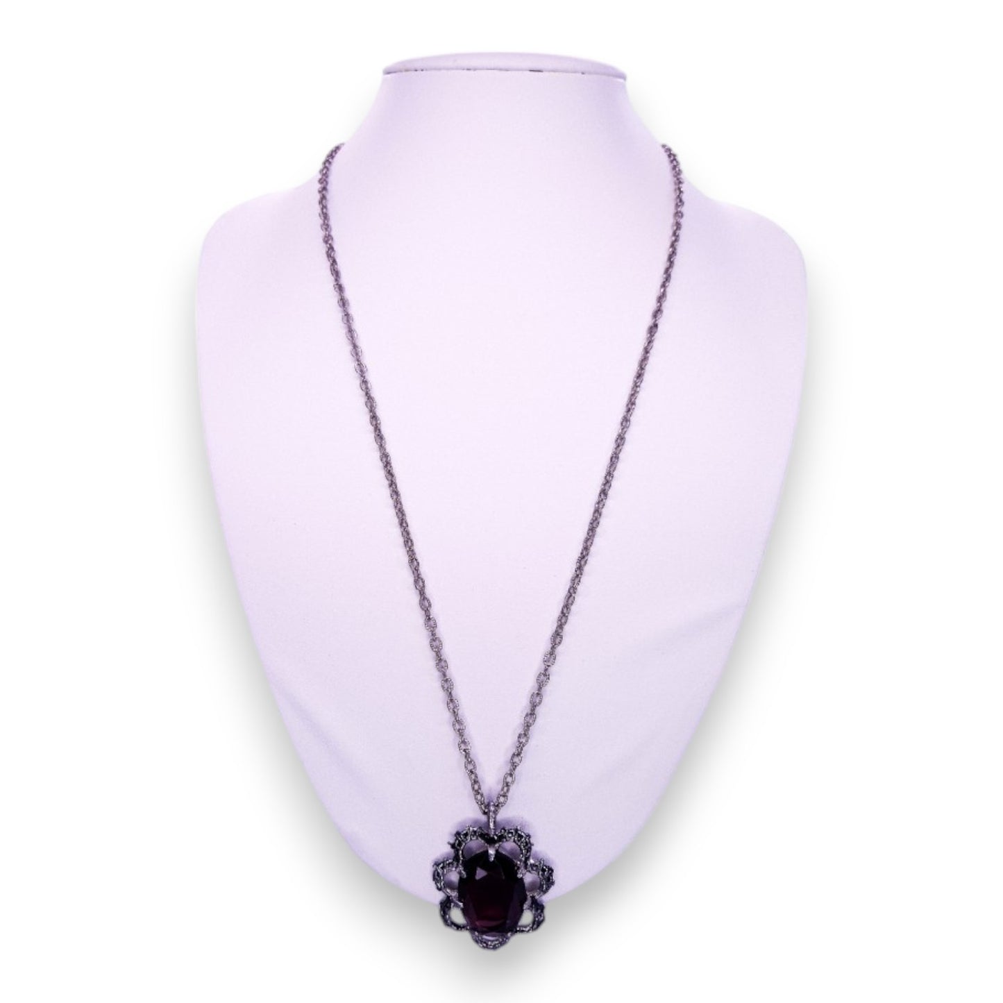 Silver Tone Black Stone Vintage Necklace