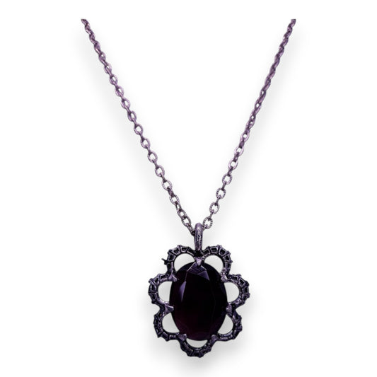 Silver Tone Black Stone Vintage Necklace
