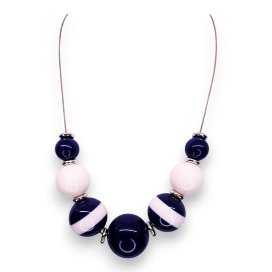 Gold Tone Vintage Necklace