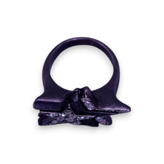 Metal Clear Cubic Zirconia Vintage Ring