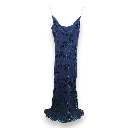 Vestido de flores azul monzón