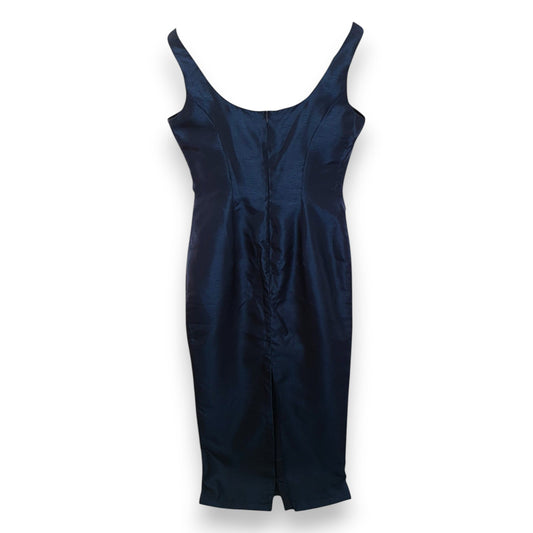 Vestido sin mangas con corsé azul marino de Kelsey Rose London