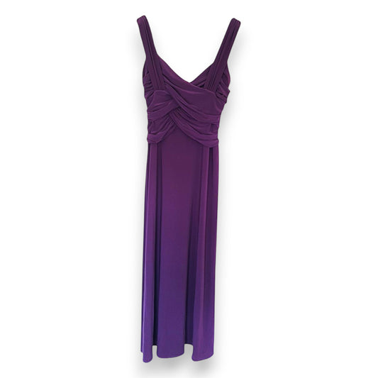 Vestido cruzado morado de Phase Eight