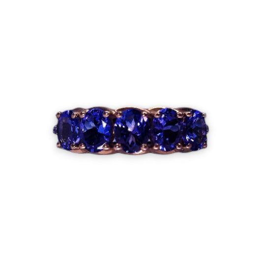 9ct Gold Tanzanite & Diamond Classic Ring