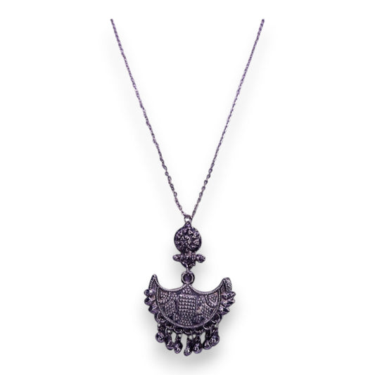 Silver Tone Vintage Necklace