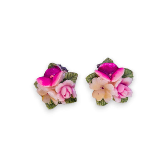 Gold Tone Plastic Nature Inspired Earrings