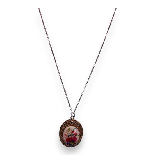 Gold Tone Vintage Necklace